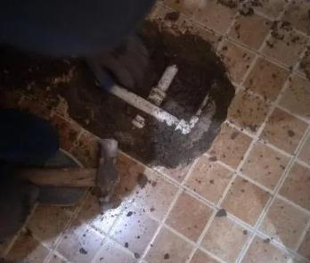 三水卫生间漏水维修公司为您分享下卫生间渗水如何处理及注意事项